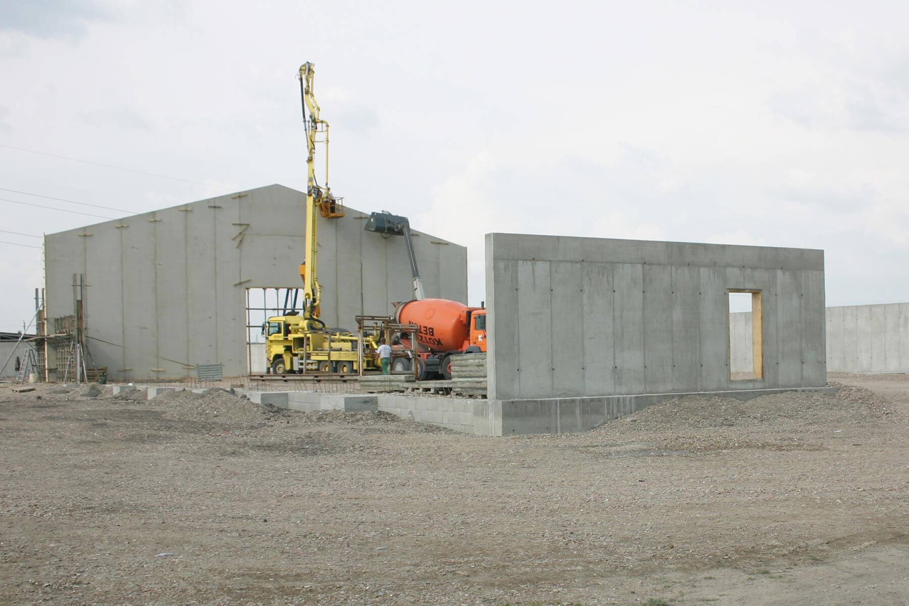 Gewerbebau - Betonbau - Gewerbehalle - Lehner Systembau